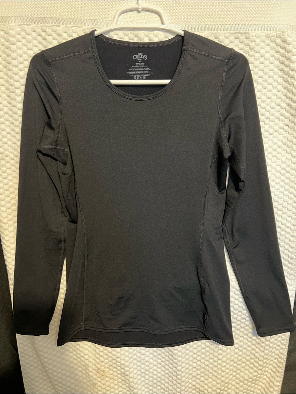 Hot Chillys Women's Black Long-Sleeve Performance Tee